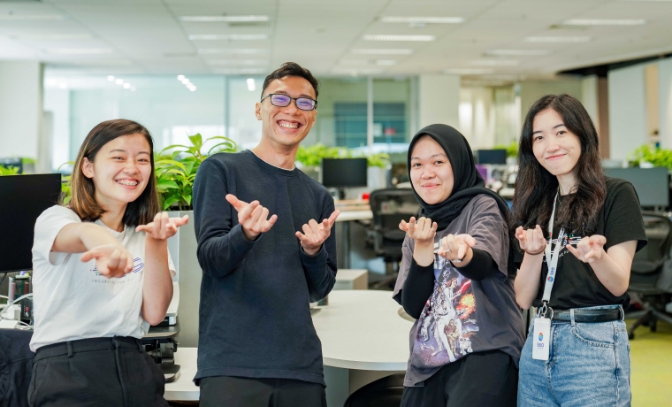 Sea Work with the Best Minds 1