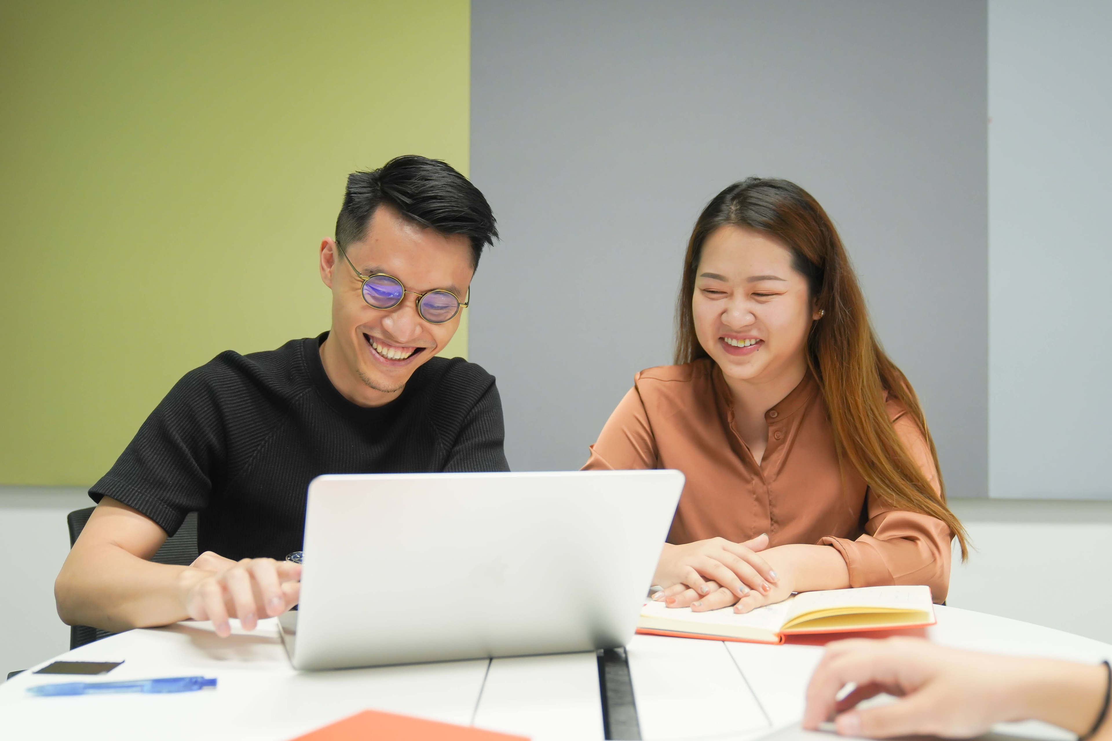 Sea Work with the Best Minds 3